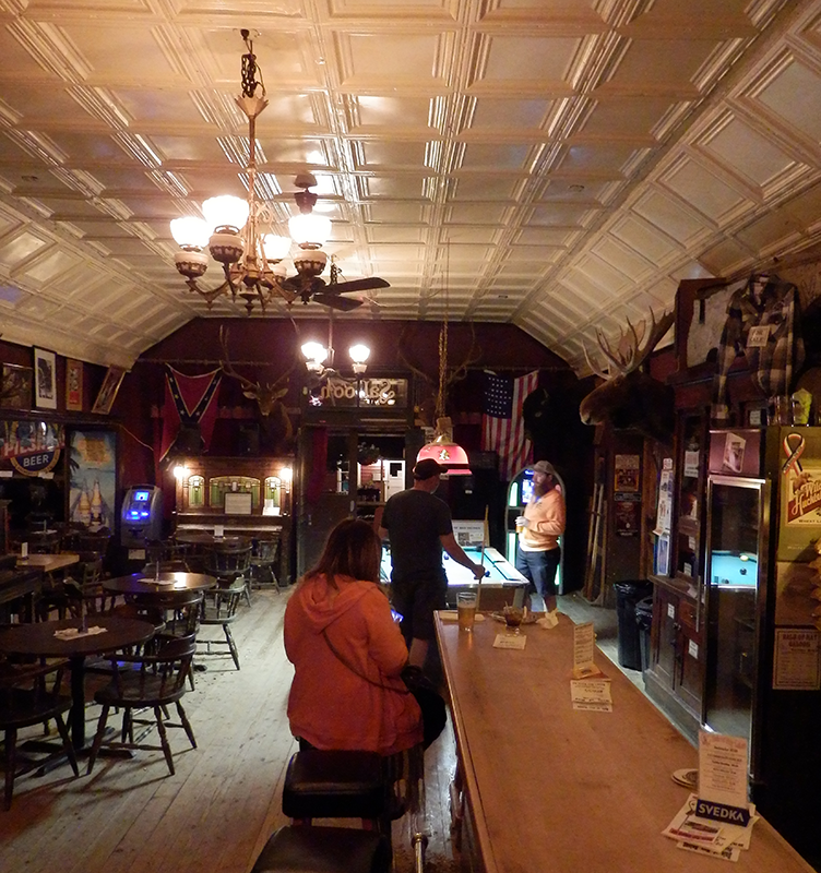 Virginia City saloon